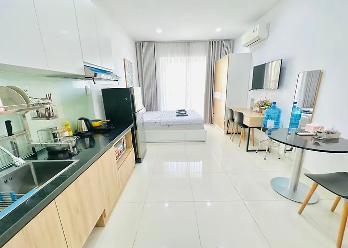 Mordern Balcony 1 Bedroom With Kitchen 403